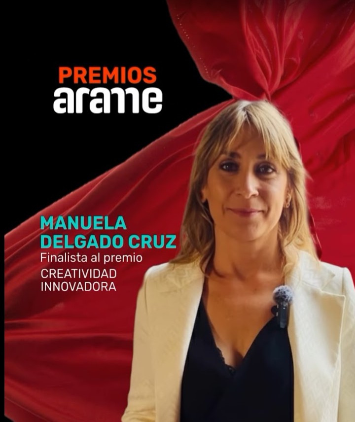 Participantes compartiendo emociones durante la experiencia Croquetas Cuánticas sobre sesgo en Inteligencia Artificial<br />
